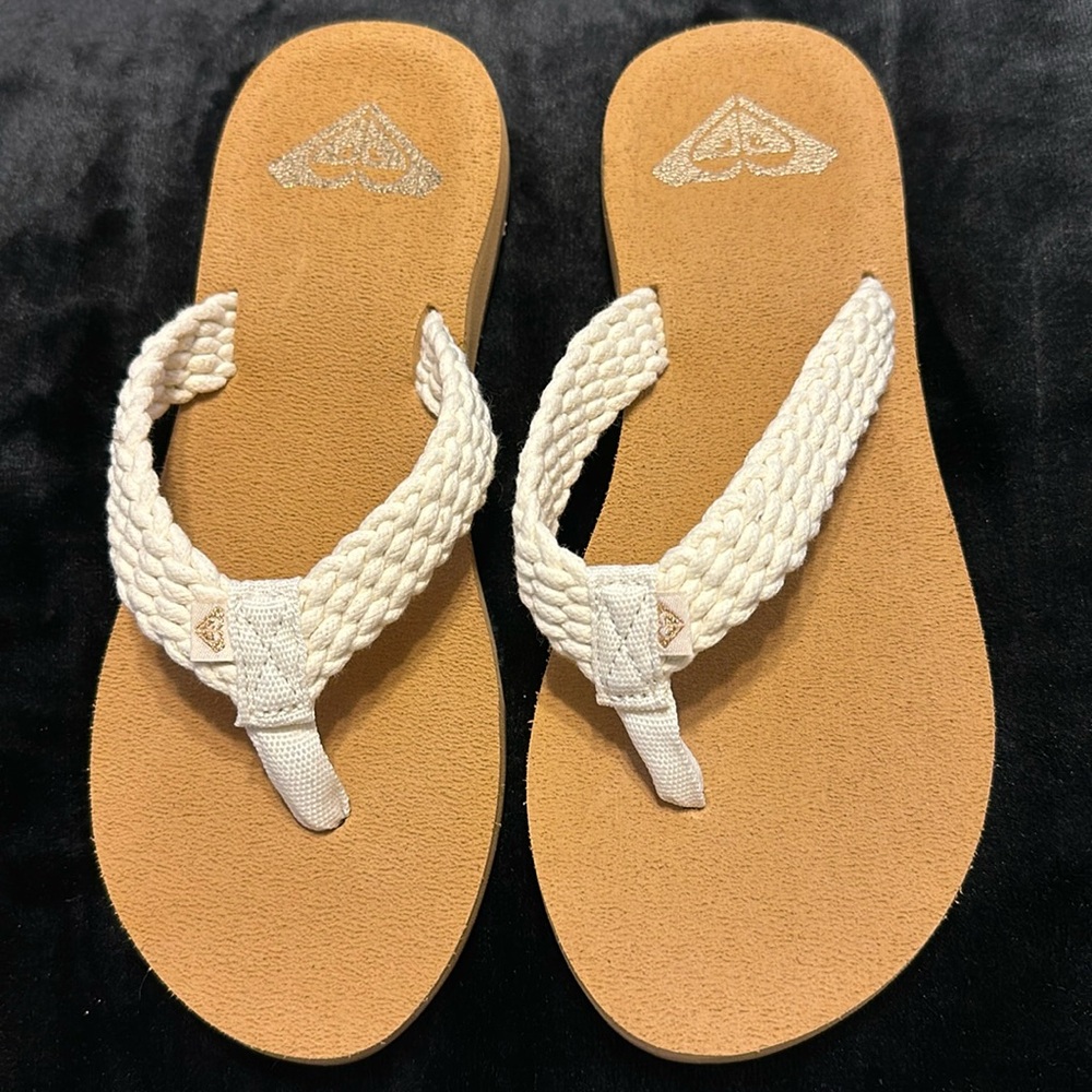 Roxy flip-flops
